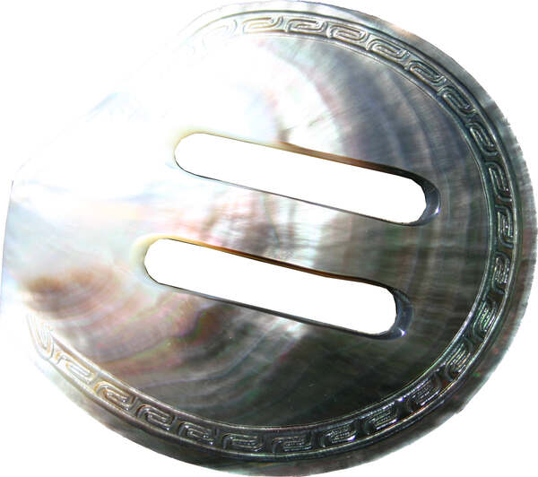 Pareo Buckle in mother-of-pearl